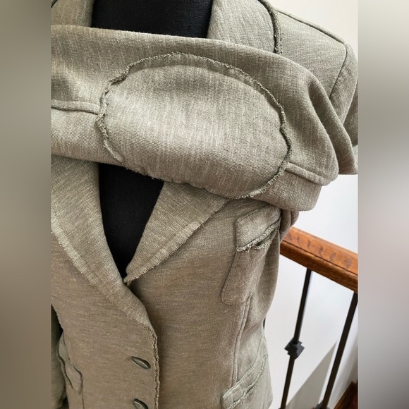 Cotton olive blazer - Picture 4 of 6